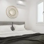 Vibes 2 * Ornos (Mykonos)